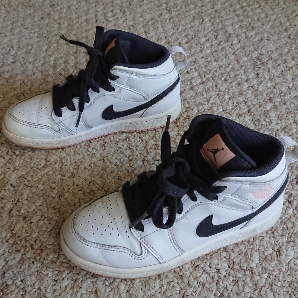 Nike Air Jordan 1 Mid TD 'White Arctic Orange' Sneakers size 13/1